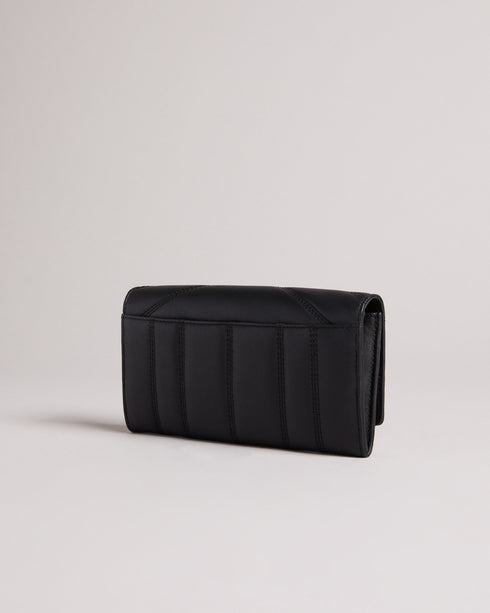 AYVE - Ted Baker Small good